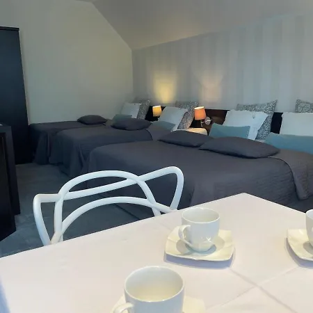 ベッド・アンド・ブレックファスト Aronia Z Aneksem Kuchennym