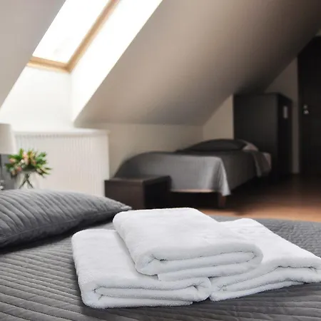 Aronia Z Aneksem Kuchennym B&B 우스트카