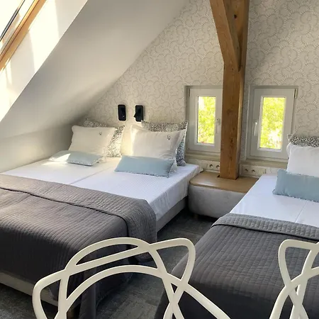 Bed & Breakfast Aronia Z Aneksem Kuchennym , Parking Bezplatny 3*
