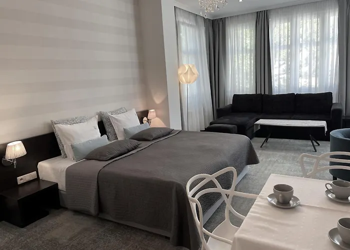 Aronia Z Aneksem Kuchennym Bed & Breakfast